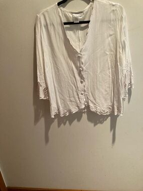 SOFT SURROUNDINGS White Lace-Trim Button Front Blouse